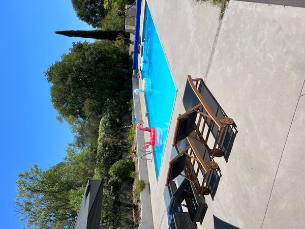 Villa moderne au calme, piscine, jacuzzi et pétanque