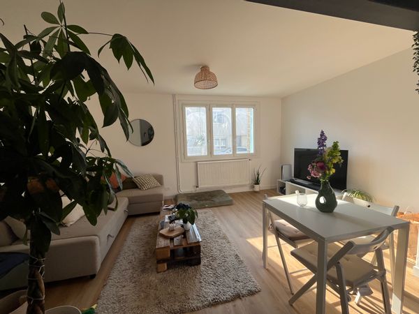 Charmante petite maison à quelques pas de la Sèvre Niortaise