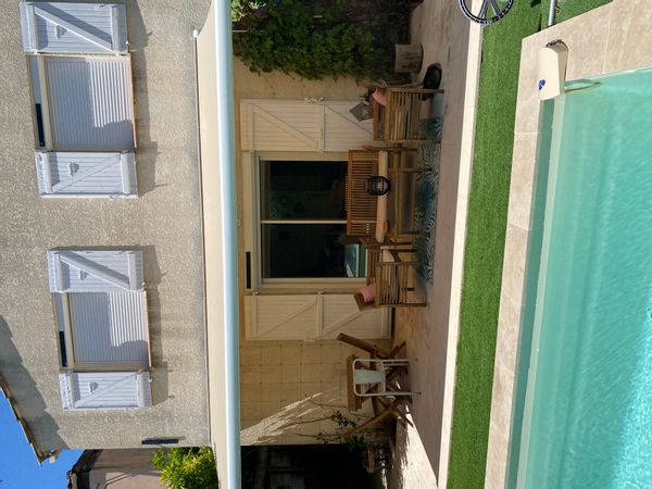 Maison avec piscine ville et mer