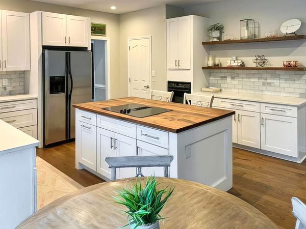 Beautiful Home located in a family-friendly neighborhood
