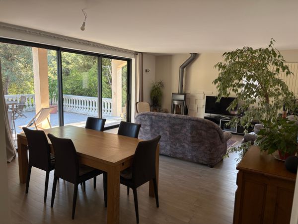 The villa of Yann and Severine