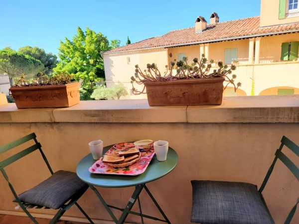 En automne, ideal pour du golf ou pas.Entre Aix en Provence et Avignon,domaine et golf de Pont Royal