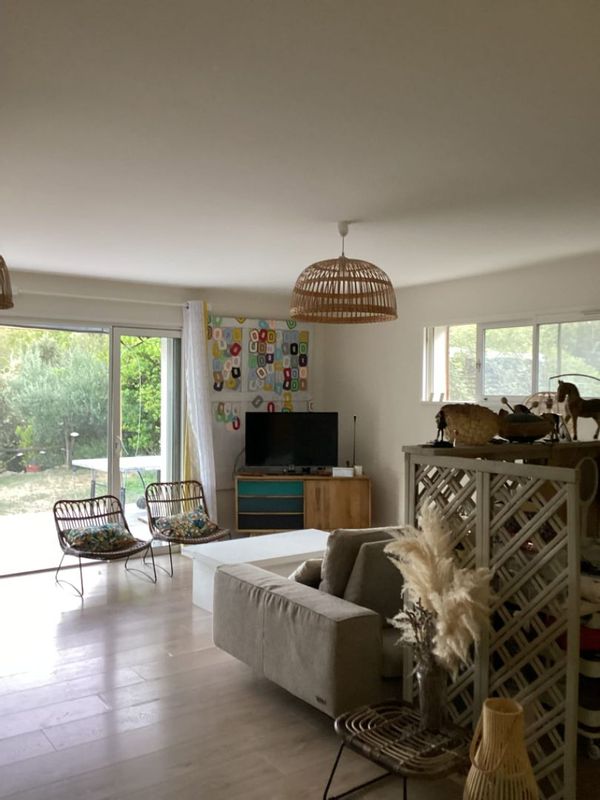 La maison d'Elise, Frédéric et Hugo