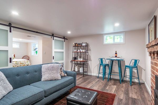 Light and Bright Private Guest Suite