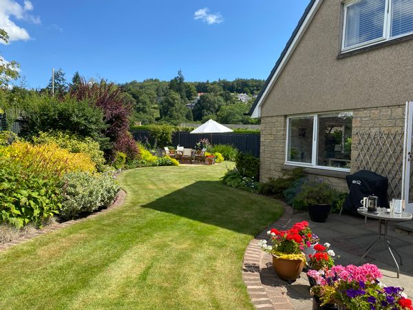 Beautiful contemporary home with garden in lovely Perthshire and only an hour from Edinburgh.