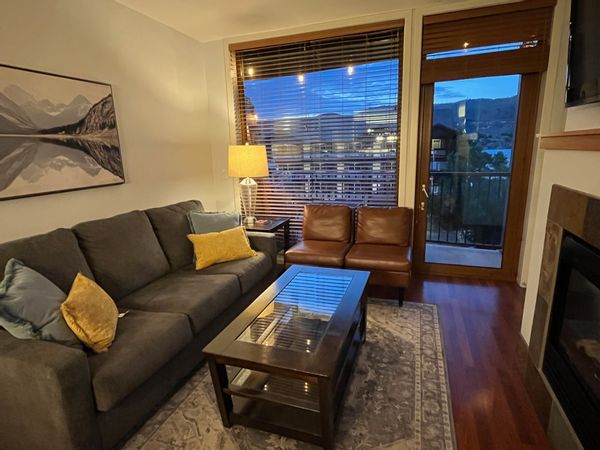 Deluxe View Lake Chelan Condo