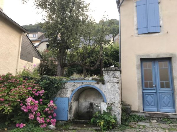 Large family home in the heart of Pyrénées. PAS D'ECHANGE D'HIVER