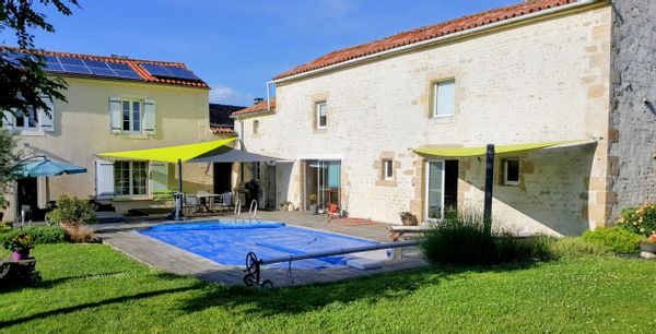 Maison de campagne proche des commerces