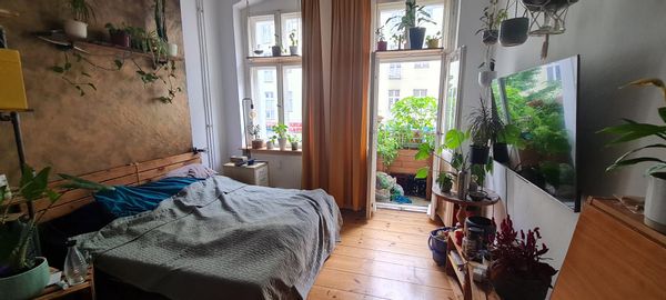 Lena‘s Apartment