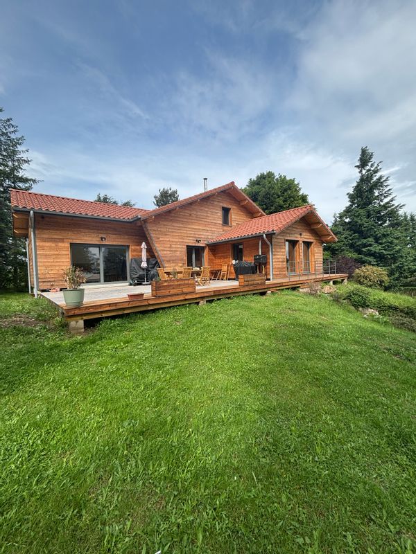 Aurelie Et Jeremies hus