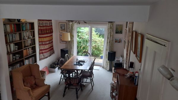 Well-located, airy house and garden, minutes away from historic city centre, Waitorse and ring road