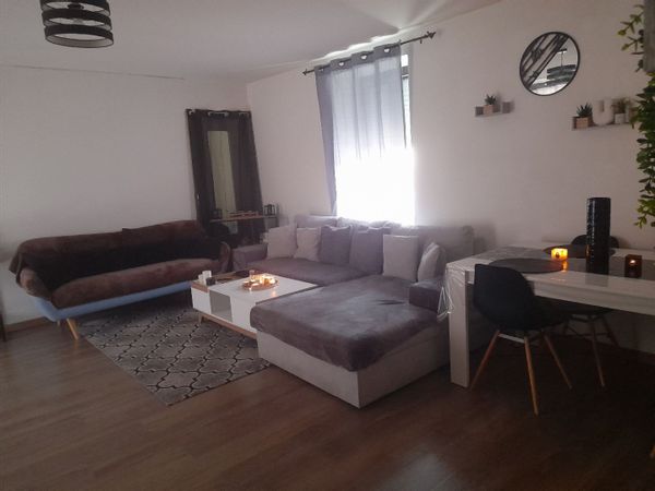 Appartement dans l'Aveyron région Occitanie. Proche de Roquefort, de Millau et son haut Viaduc.