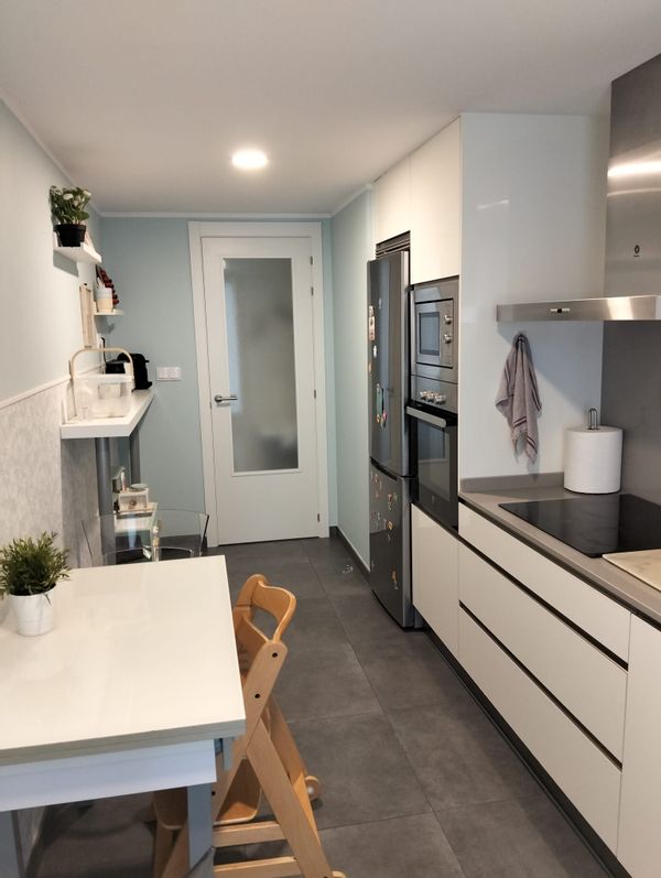 Piso de 3 habitaciones, junto al río, cerca del centro de Zaragoza.