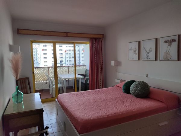 Sun, Sea & Balcony – Our Home in Praia da Rocha