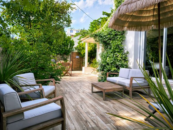 Charmante maison verdoyante et climatisée à Castelnau -  2 chambres et 2 salle de bains