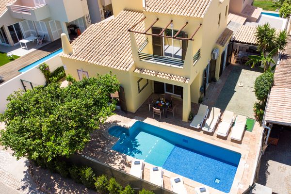 Villa Sophia, an ideal choice for those looking to stay close to golf and the sea.
