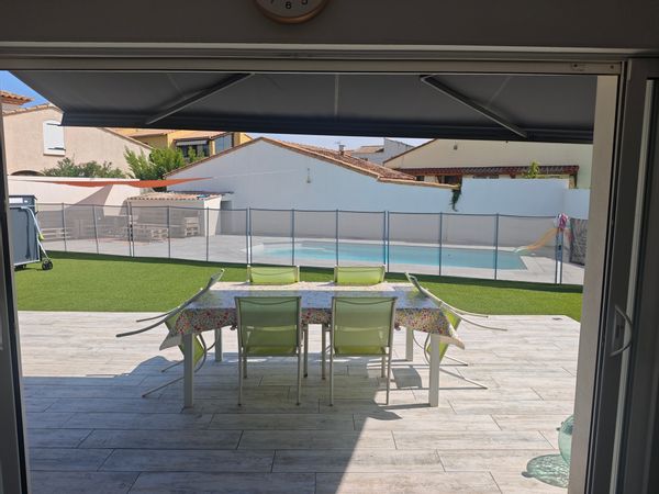 Maison familiale dans le Sud de la France - entre littoral et garrigues méditerranéens -