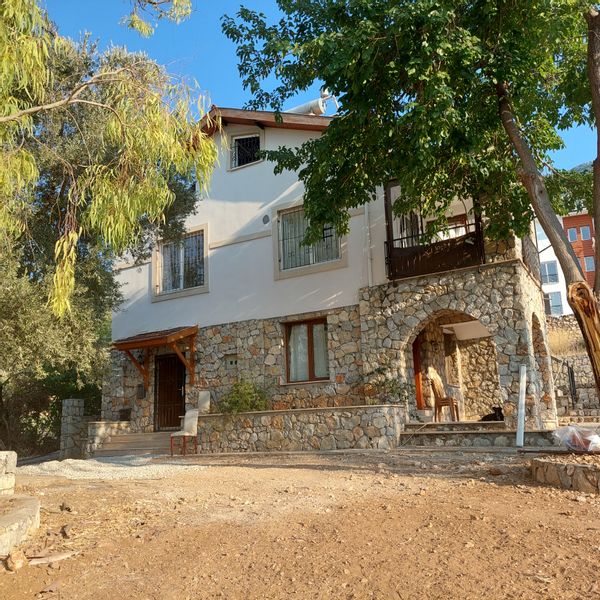 Casa de Ayçağ