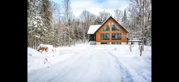 Welcome to our modern paradise. Nestled deep in the forest. 15 minute drive to Mont. Tremblant