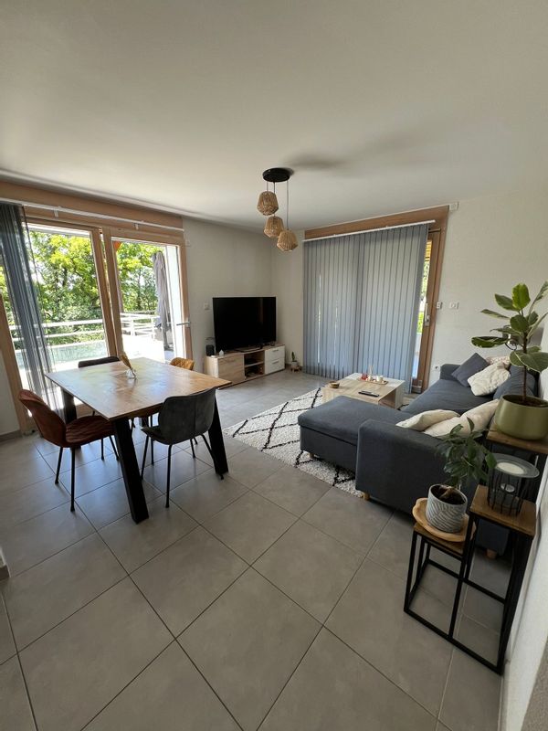 Appartement entre lacs et montagnes