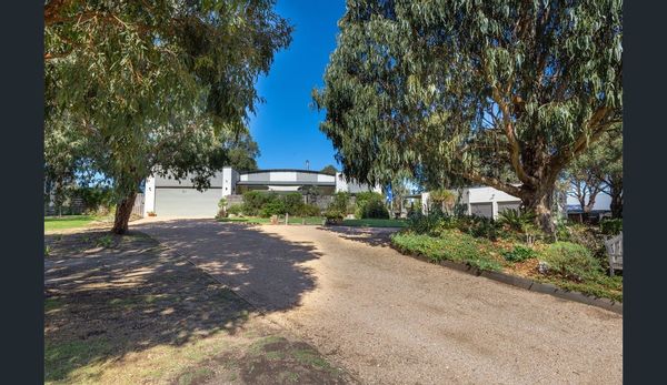 A beautiful house in Coastal Victoria