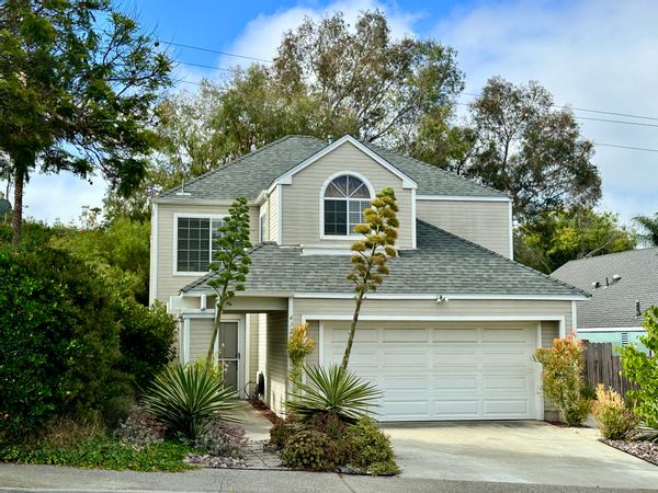 Bright & Peaceful Home Near SoCal Beaches