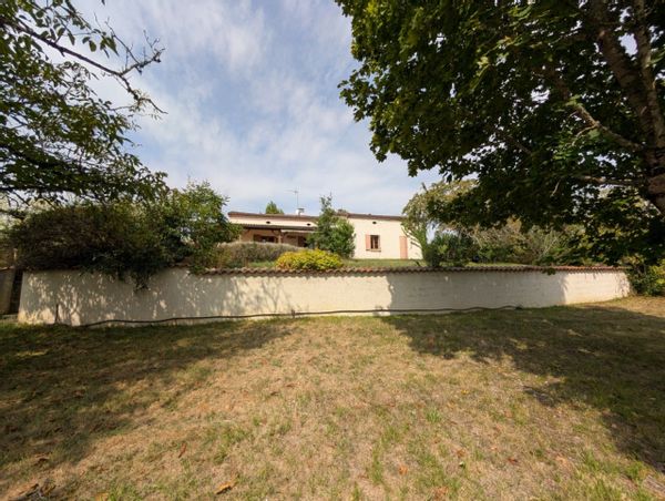 Grande maison de campagne en Lot-et-Garonne