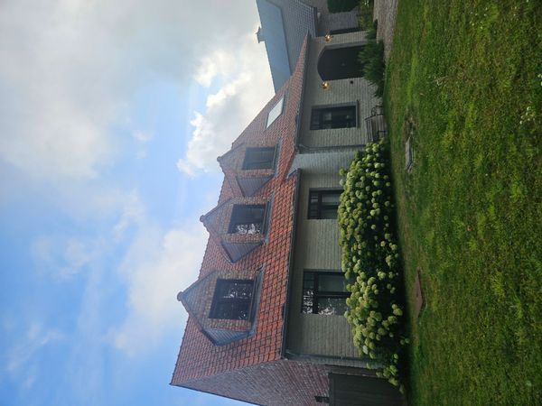 Charmant huis met tuin en verwarmd zwembad voor 6 personen op 10 km van Brussel