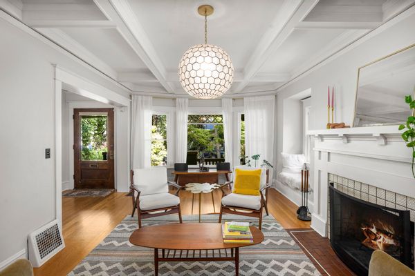 Spacious Portland Craftsman Tree-House