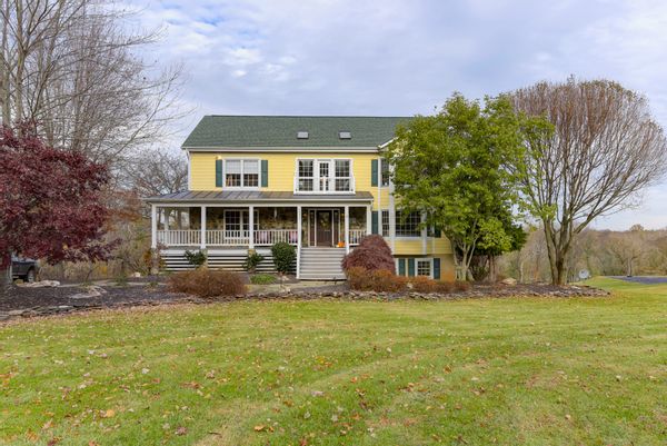 Spacious 6BR Family Retreat on 10 Acres w/ River Views in Scenic Virginia Wine Country