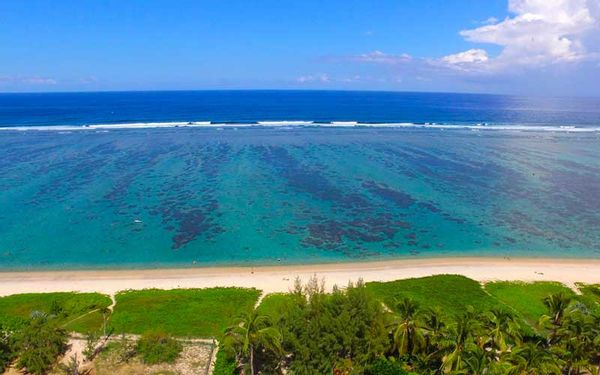 Appartement au lagon, T3 à Trou d'eau, 50 m2, équipé, 2 chambres, un balcon, à 180 m de la plage