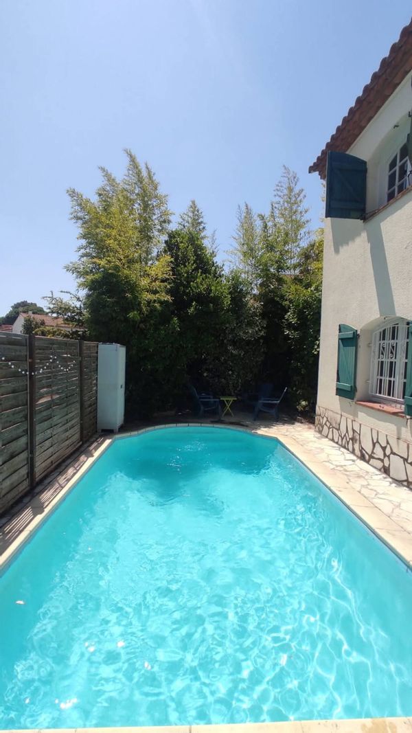 Adrien & Beatriz's house