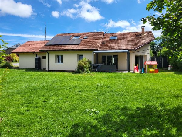Family friendly home in Haute Savoie Countryside