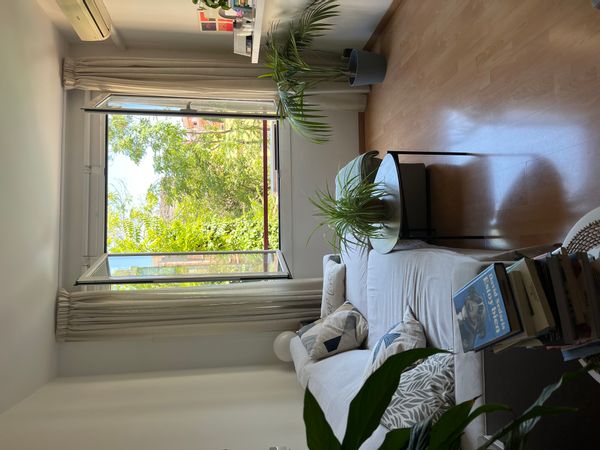 Bright studio near Barcelona’s heart