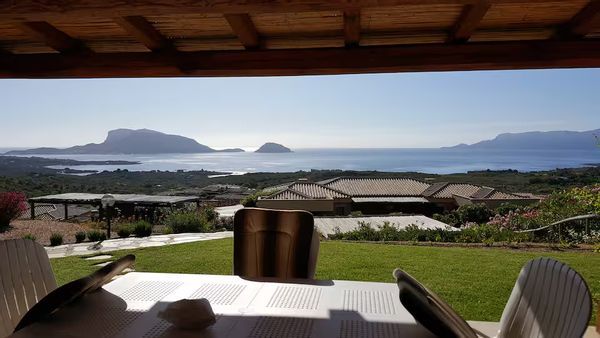 Cozy Villa with Stunning Sea Views A great spot to enjoy the best of Sardinia’s coast