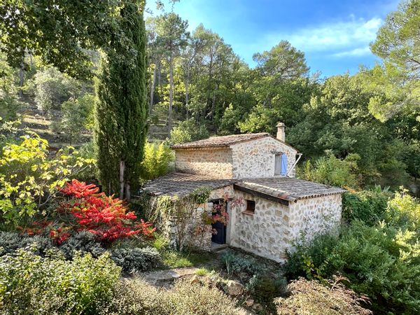 petite maison en pierre en Provence pour un séjour cocooning à 2 !