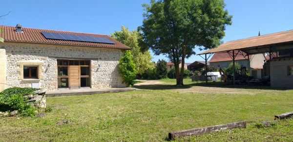 Gite spacieux à la campagne