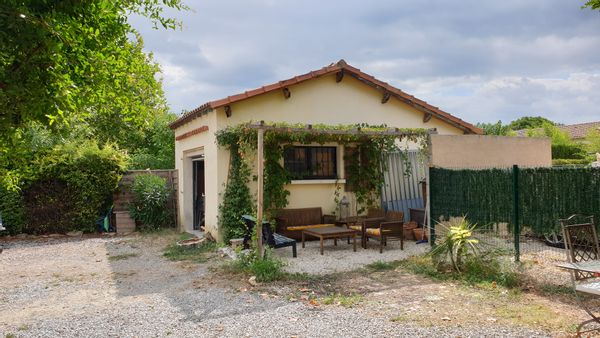 Petite maison en Provence, proche grans axes