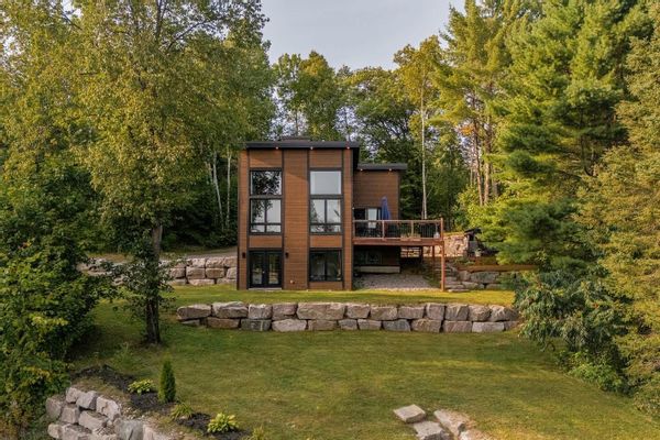 Mimozä: Contemporain, plage et spa