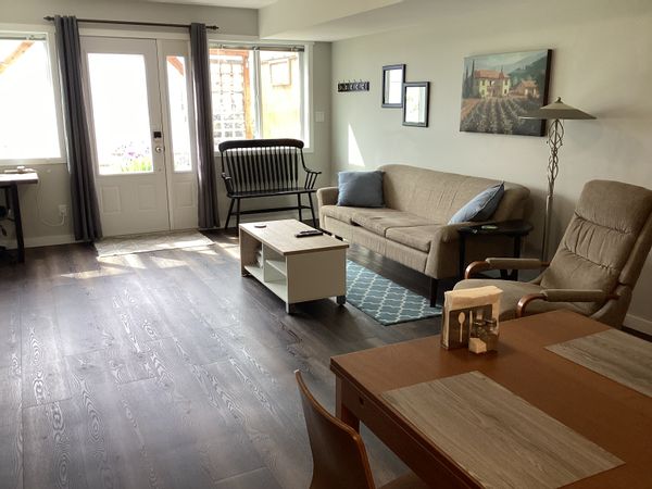 Vista Naramata Guest Suite with air conditioning