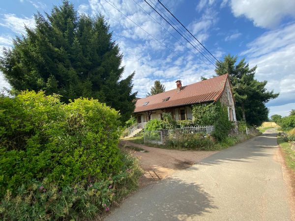 Nans's house