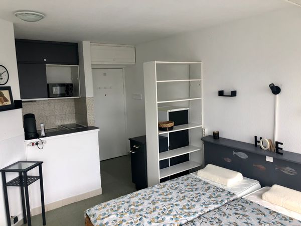 Charmant, petit studio Greoux, les bains