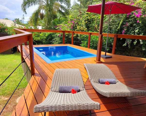 Villa Nina dans un écrin de verdure à Raiatea