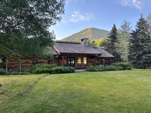 Stunning Home in amazing location