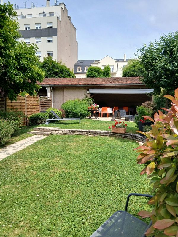 Jean Pierre's house