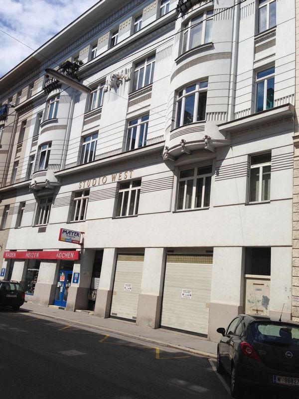 Spacious Art Nouveau Apartment in Central Vienna