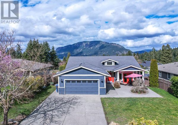 Large home in a seaside village on Southern Vancouver Island, BC