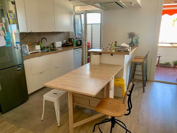 Nice appartment (recently renewed) in a town on the coast, 25 km north from Barcelona
