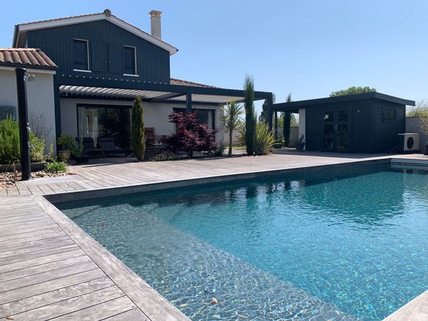 Bienvenue dans notre maison lumineuse et chaleureuse  mêlant modernité et charme ancien.