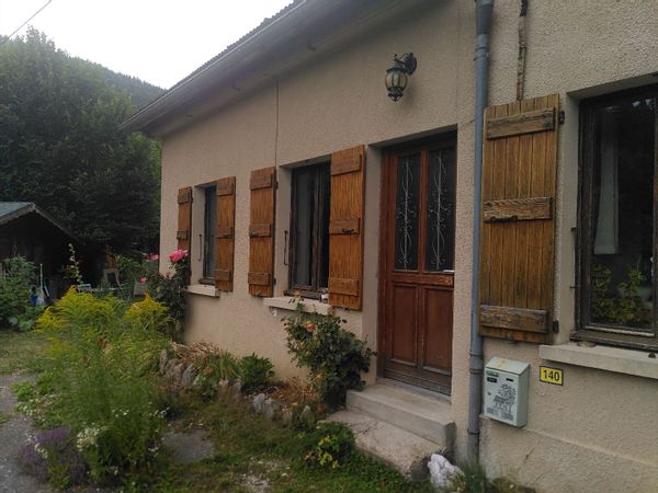 Une petite maison et son jardin, au cœur du Vercors, pour 2 à 4 personnes